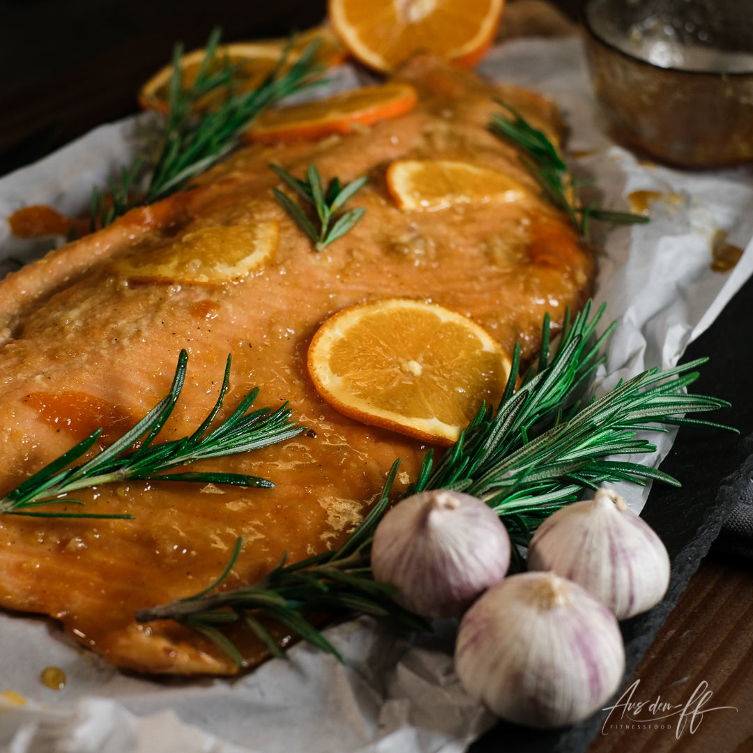 Lachsfilet mit Haut am Stück